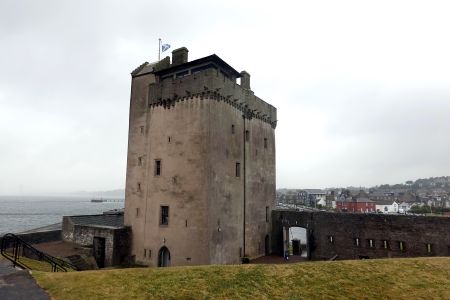Věž hradu Broughty Castle v Aberdeenu byla příjemným překvapením.